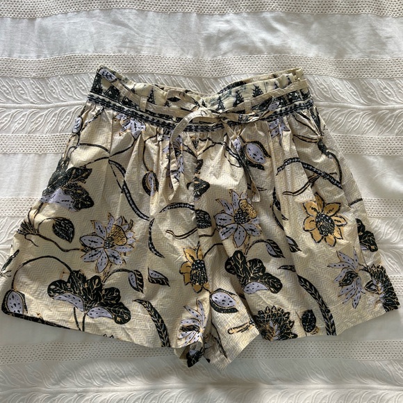 Ulla Johnson Rowan Shorts in Lemon Balm print - Picture 3 of 5
